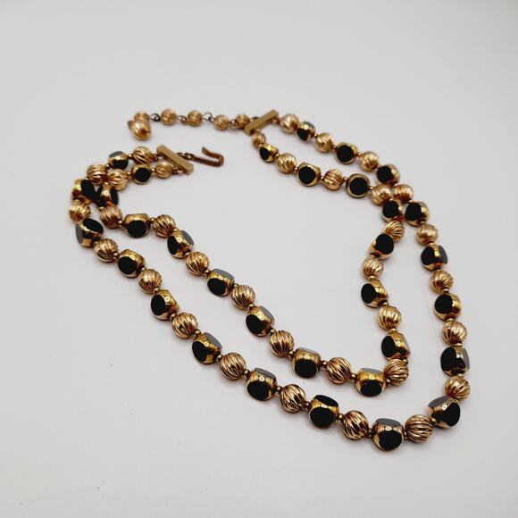 Vintage Two Strand Gold Plated & Black Bead Necklace 16” including Extender - Picture 6 of 13